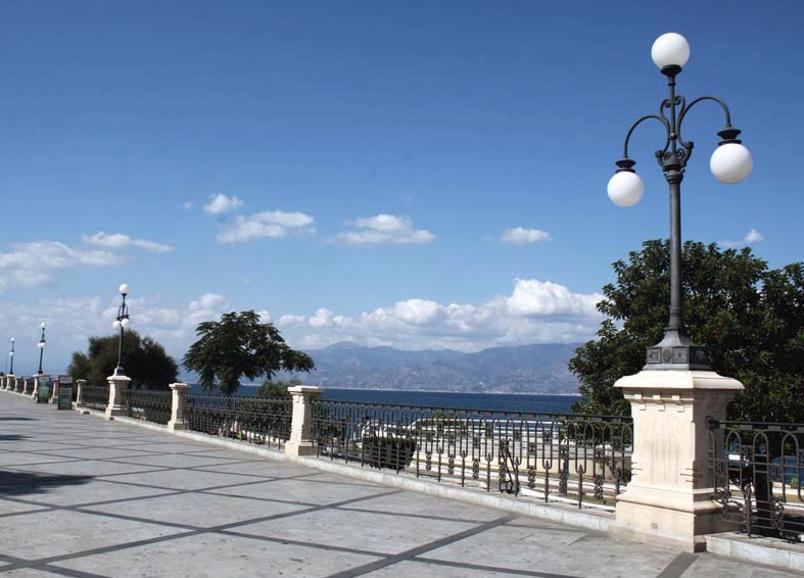 Reggio Central House Low Cost Per 4 Reggio di Calabria Eksteriør bilde