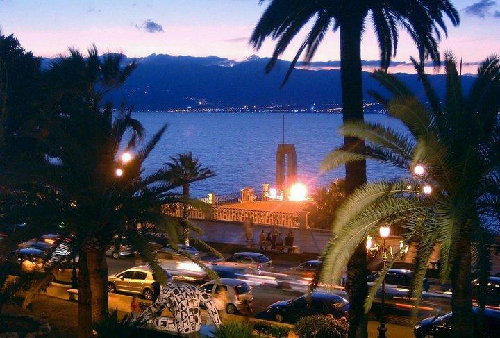 Reggio Central House Low Cost Per 4 Reggio di Calabria Eksteriør bilde