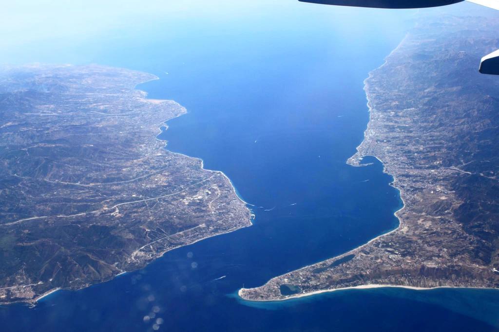 Reggio Central House Low Cost Per 4 Reggio di Calabria Eksteriør bilde