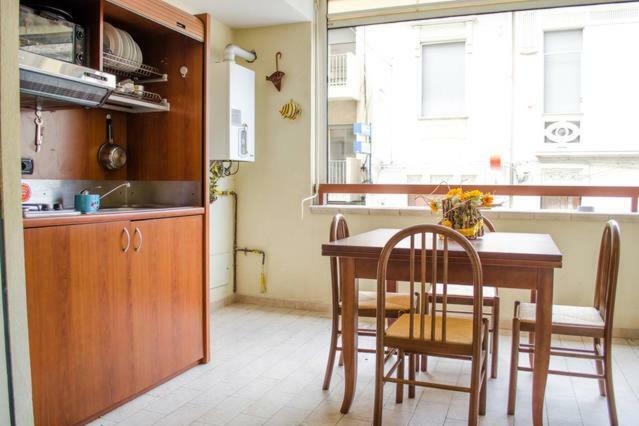 Reggio Central House Low Cost Per 4 Reggio di Calabria Eksteriør bilde