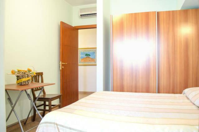 Reggio Central House Low Cost Per 4 Reggio di Calabria Eksteriør bilde